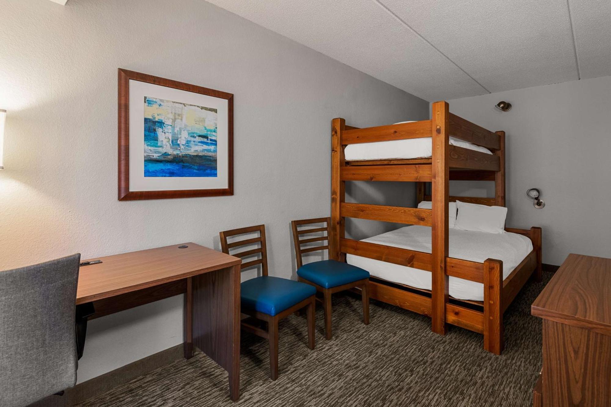 Best Western Bridgeview Hotel Сьюпириор Экстерьер фото